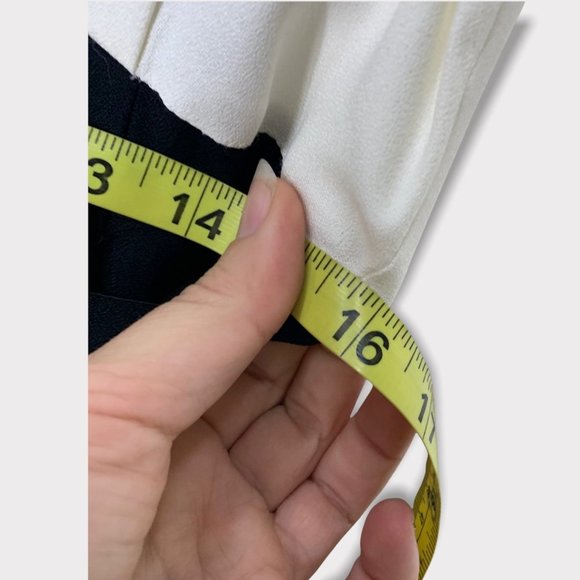 Vintage 90s Off White Black Sleeveless Belted Jumpsuit Medium - Picture 13 of 15